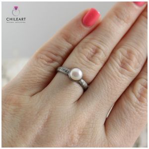 perła, perła rzeczna, perła naturalna, pierścionek, pierścionek z perłą, srebrny pierścionek z perłą, srebro, srebro oksydowane, srebro fakturowane, srebrna biżuteria, biżuteria autorska, chileart